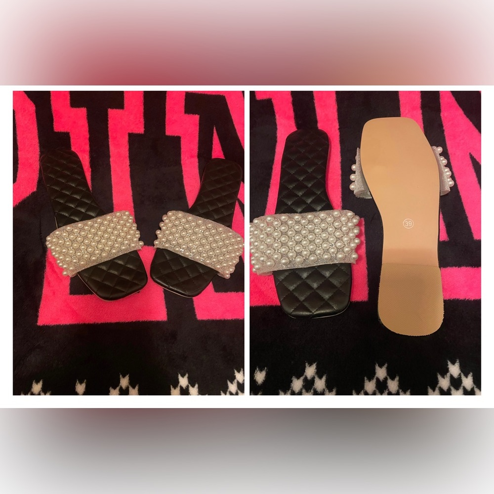 Super cute pearl slides